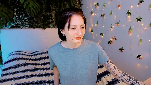 Kira__Cutie Live XXX-Chat
