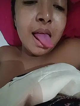 Czat XXX na żywo – HeLiSa69ebony