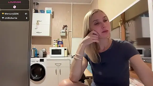Chatroom XXX en direct de AngelJeni