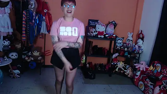 Онлайн чат XXX MissMiia2