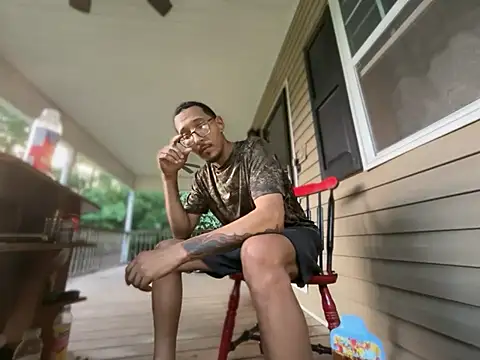 ThrowedWorldWide – Naživo XXX chat
