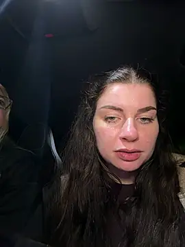 EllyNora Adlı Modelin Canlı XXX Sohbeti