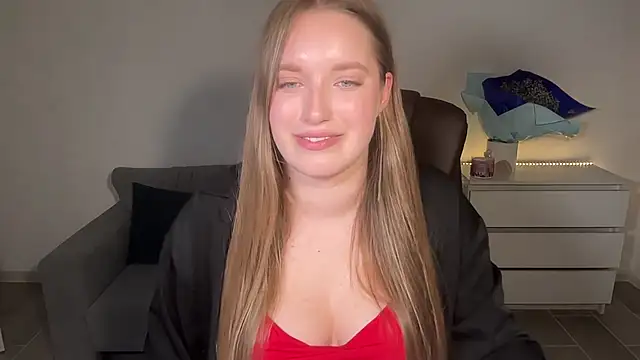 EvaMaddison 现场XXX聊天