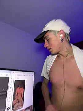 santikhalifa Live XXX-Chat