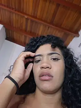 Dominik_Alondra Chat XXX in diretta
