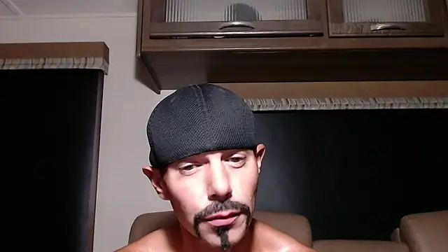 ThickD2C's Live XXX Chat