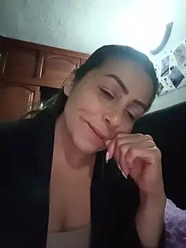 צ'אט XXX בשידור חי של maynor_1998