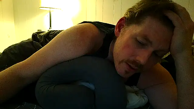 9VOLTT live XXX chat