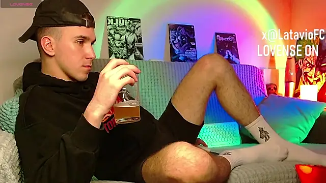 Živý XXX chat Midnighter_