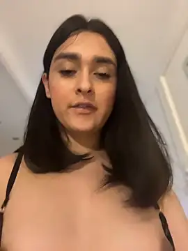 MiahWindsorn Live XXX chat