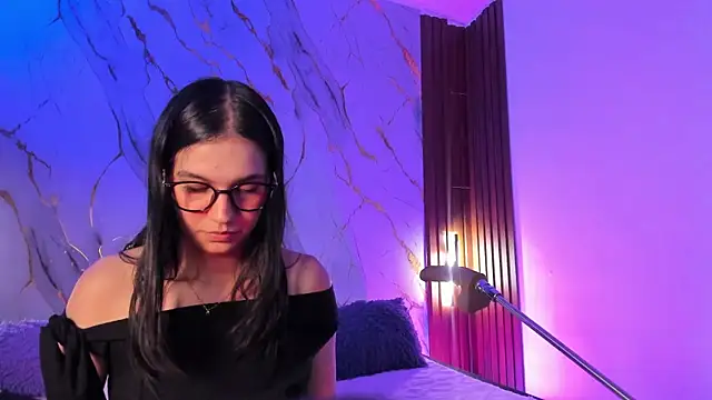 Živý XXX chat Emmiicute