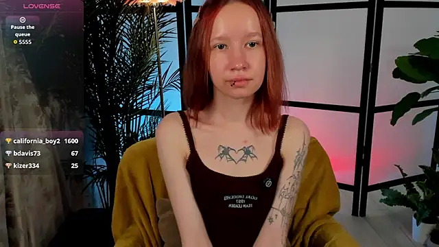 Živý XXX chat Mi_Mi_Mia
