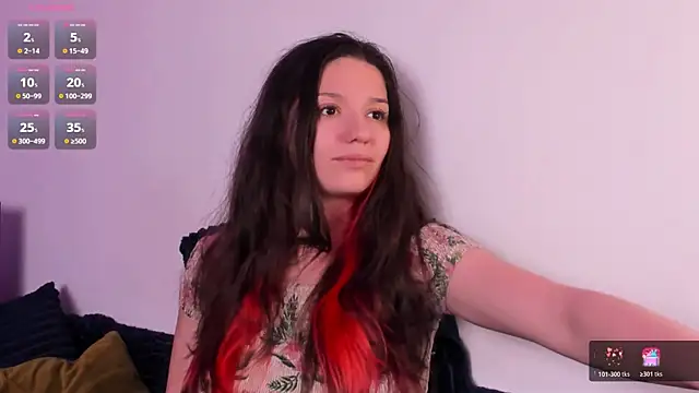 צ'אט XXX בשידור חי של miabellee_