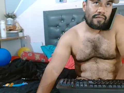 Ramses_36's Live XXX Chat