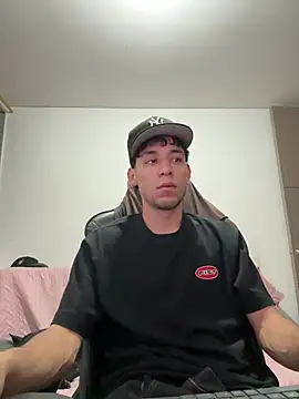 Chatroom XXX en direct de bully_boss