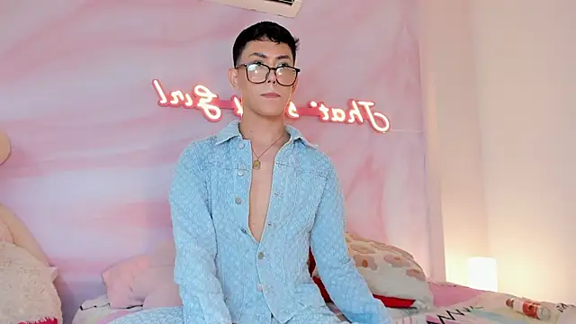 XXX chat uživo modela Iam_Caami_