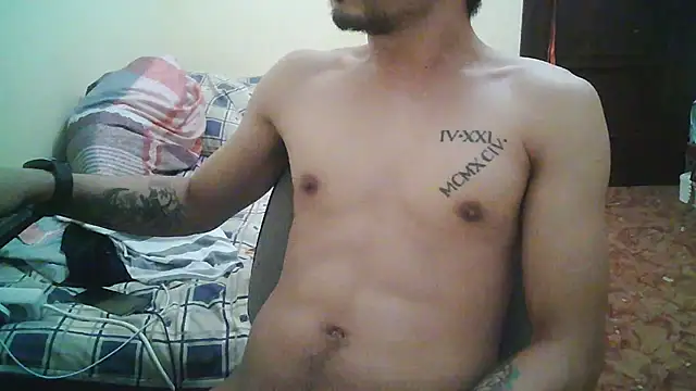 Lokomo32 Adlı Modelin Canlı XXX Sohbeti