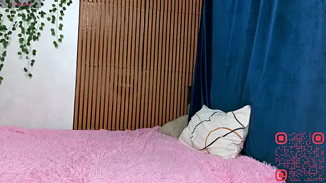 XonaleneiのライブXXXチャット