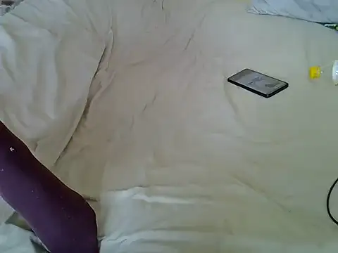 Chat +18 de petitegirl4 ao vivo
