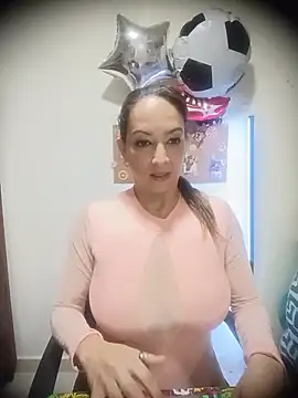 Chat XXX en directo de Cristal_BigTits