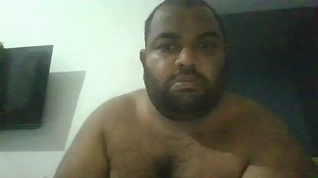 FatCockBoySL's Live XXX Chat