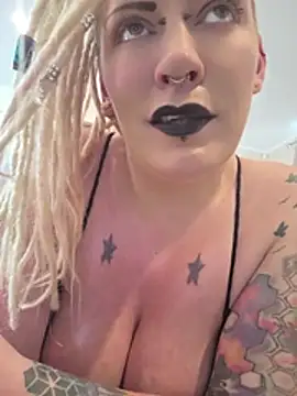 Chat XXX ao vivo de PinkTheHawk