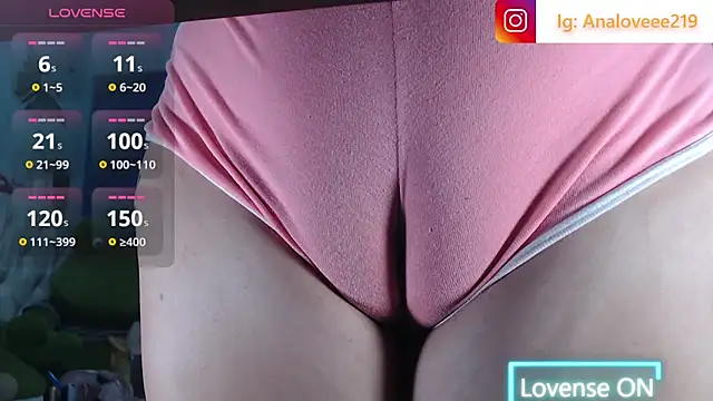 ana_studio's Live XXX Chat