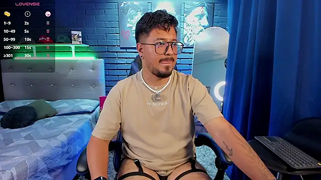 Živý XXX chat DaviidEvans_