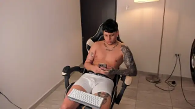 دردشة Jake_simons الجنسية المباشرة