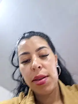 Luianna Chat XXX in diretta