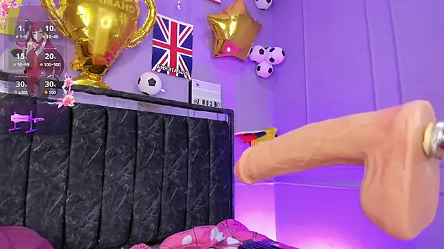 nikkita_dragon_ Chat XXX in diretta