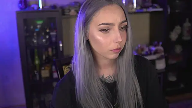 lis_silver Adlı Modelin Canlı XXX Sohbeti