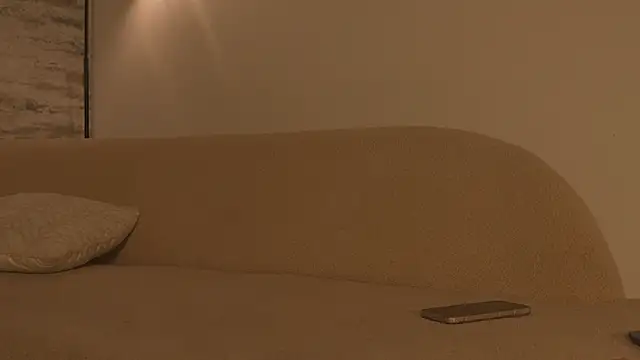 Julie_Belle_'s Live XXX Chat