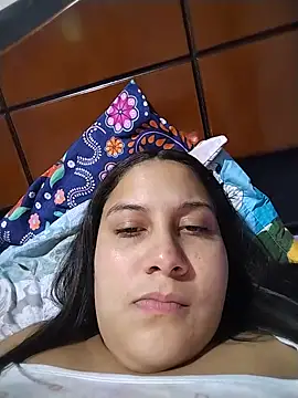 Онлайн чат XXX esmeralda_jadees