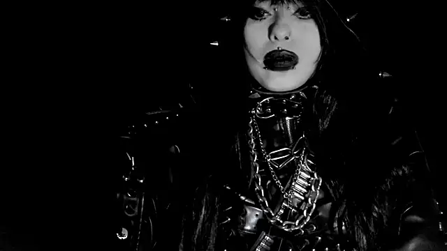 XXIOUX – Live XXX-chat