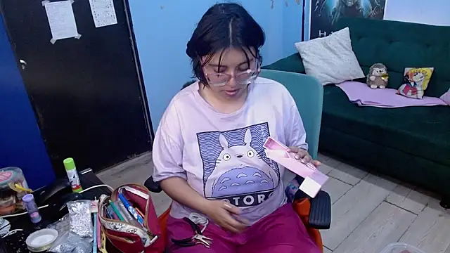 ohmysqueak Chat XXX live