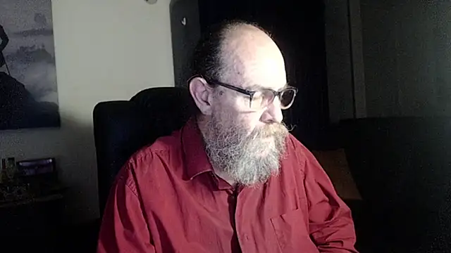 Chat +18 de Uncle_Hottie ao vivo