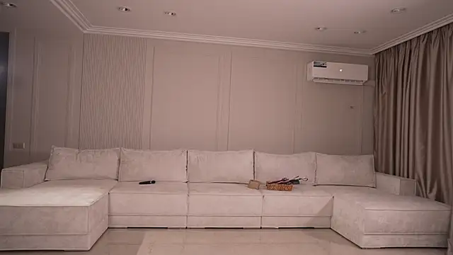 LIttle_Rina_ Live XXX Chat