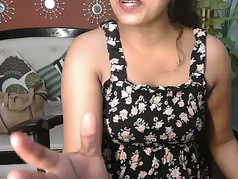 shaalu_sharma's Live XXX Chat
