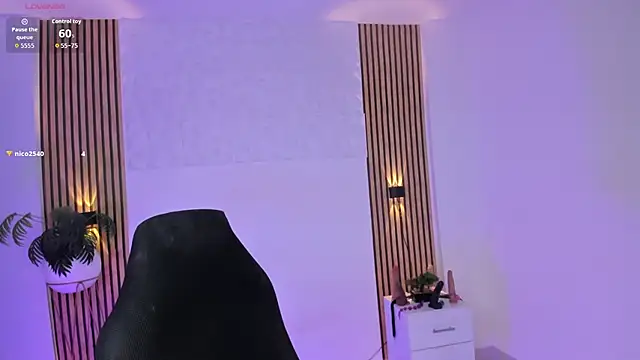 valeria_acosta_'s Live XXX Chat