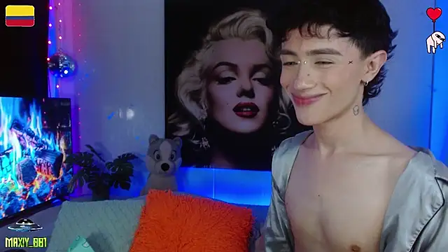 maxiy_001 élő XXX-chatje