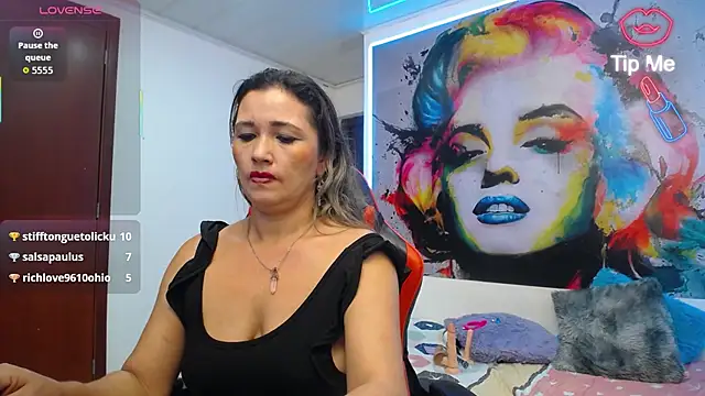noelia_milf19 Adlı Modelin Canlı XXX Sohbeti