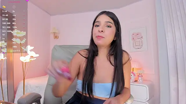 Czat XXX na żywo – kim_dreams18