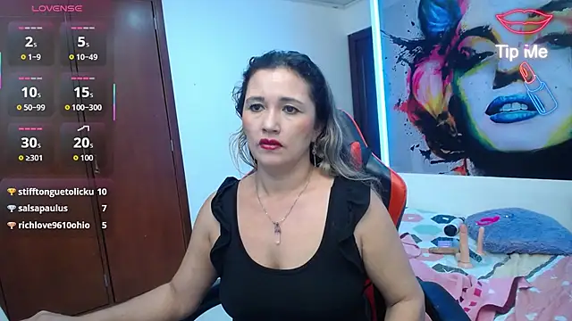 دردشة noelia_milf19 الجنسية المباشرة