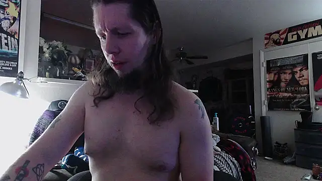 biggerisbetter12's Live XXX Chat
