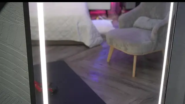 Chat XXX ao vivo de Arte_Adelle