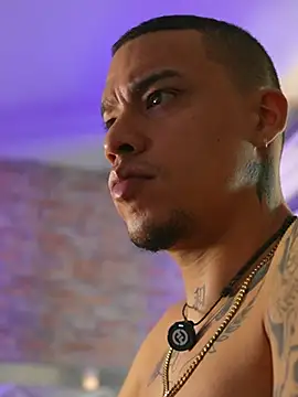 AlphaMasterXxx Chat XXX live