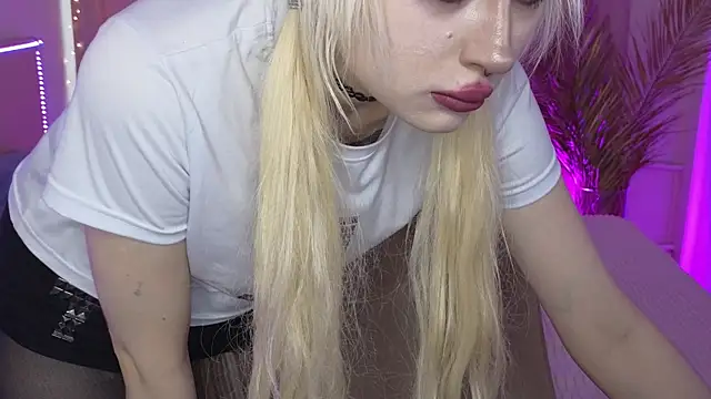 แชท XXX สดของ rraffaellka