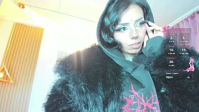 KoraRousee 现场XXX聊天
