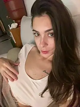 Chat +18 de fer-nanda ao vivo